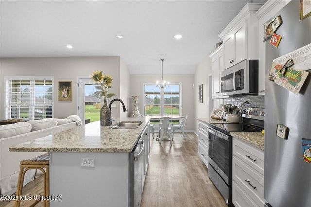 68 Bates Avenue, Purvis, MS 39475