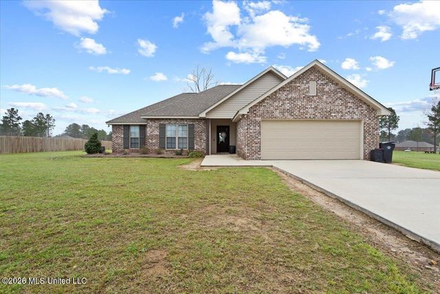 68 Bates Avenue, Purvis, MS 39475