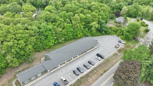 627 Route 82, Montville, CT 06370