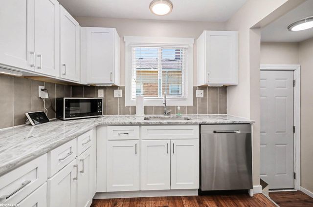 21910 Stephens Road, St Clair Shores, MI 48080