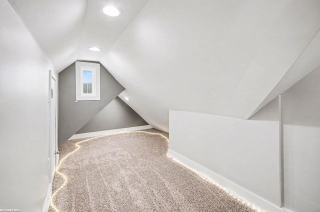 21910 Stephens Road, St Clair Shores, MI 48080