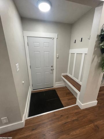 21910 Stephens Road, St Clair Shores, MI 48080