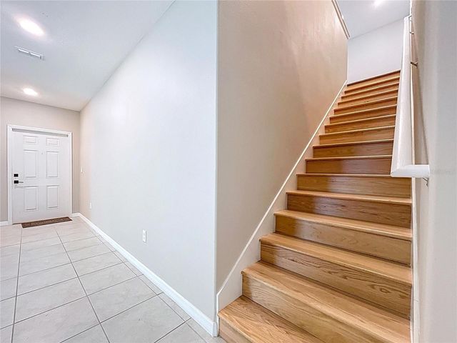 6822 KING CREEK DRIVE, Sun City Center, FL 33573