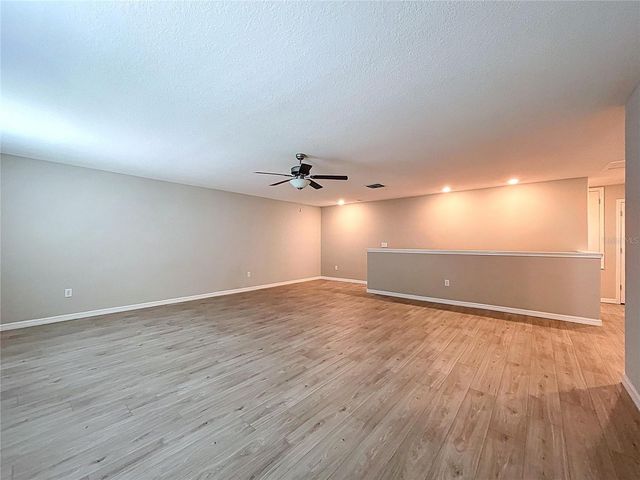 6822 KING CREEK DRIVE, Sun City Center, FL 33573