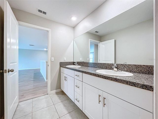 6822 KING CREEK DRIVE, Sun City Center, FL 33573