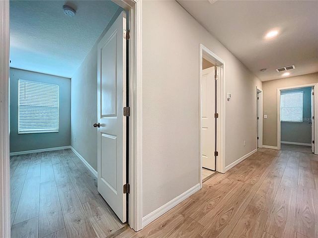 6822 KING CREEK DRIVE, Sun City Center, FL 33573