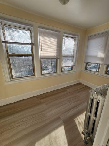 8203 Myrtle Avenue 2L, Glendale, NY 11385