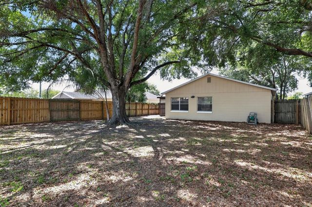 1404 VINETREE DRIVE, Brandon, FL 33510