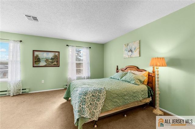 376 Stirling Drive 376A, Monroe, NJ 08831