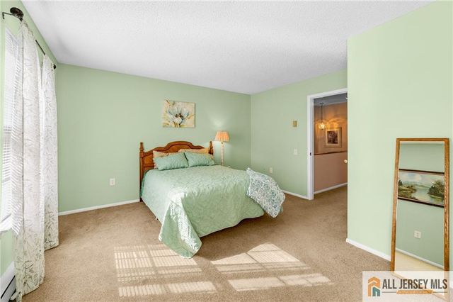 376 Stirling Drive 376A, Monroe, NJ 08831