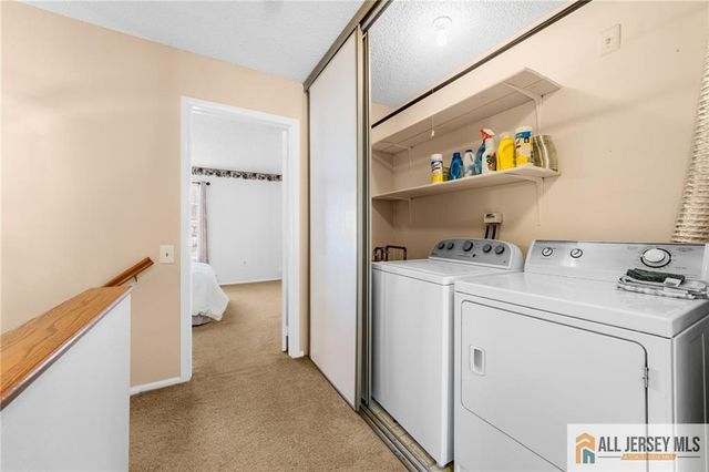 376 Stirling Drive 376A, Monroe, NJ 08831