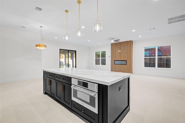 3923 Forbesbury Drive, Houston, TX 77084