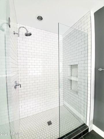 3900 N 30th Street Ste 2, Phoenix, AZ 85016