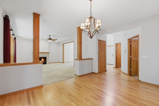 9142 Woodland Drive, Saint Bonifacius, MN 55375