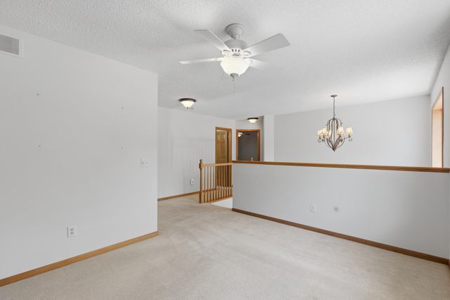 9142 Woodland Drive, Saint Bonifacius, MN 55375