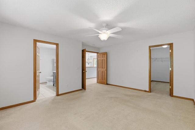 9142 Woodland Drive, Saint Bonifacius, MN 55375
