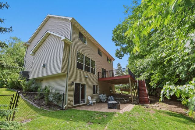 9142 Woodland Drive, Saint Bonifacius, MN 55375