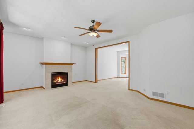 9142 Woodland Drive, Saint Bonifacius, MN 55375