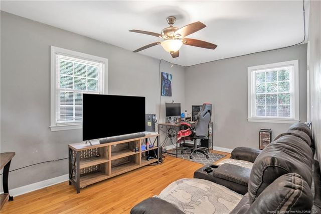 1923 McGougan Road, Fayetteville, NC 28303