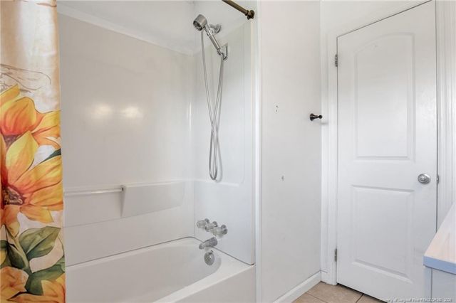 1923 McGougan Road, Fayetteville, NC 28303
