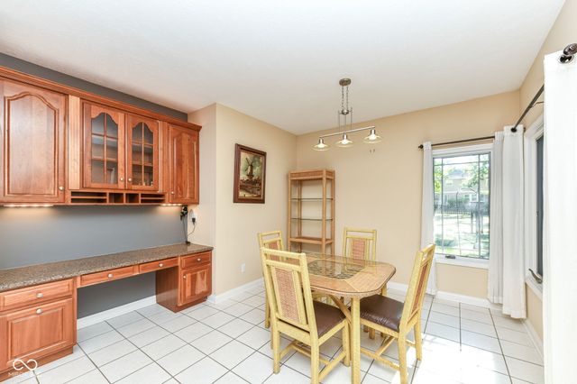 5276 Oakbrook Drive, Plainfield, IN 46168