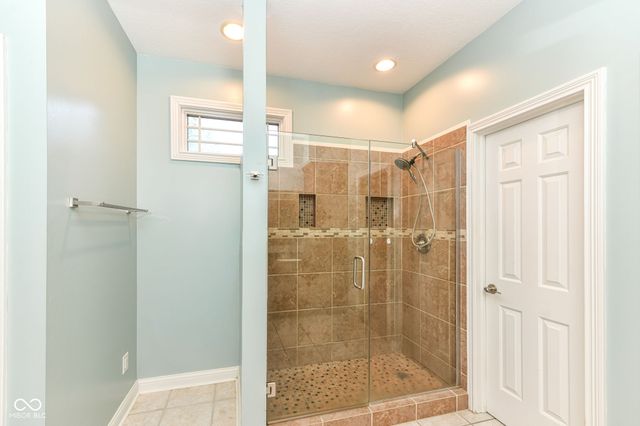 5276 Oakbrook Drive, Plainfield, IN 46168