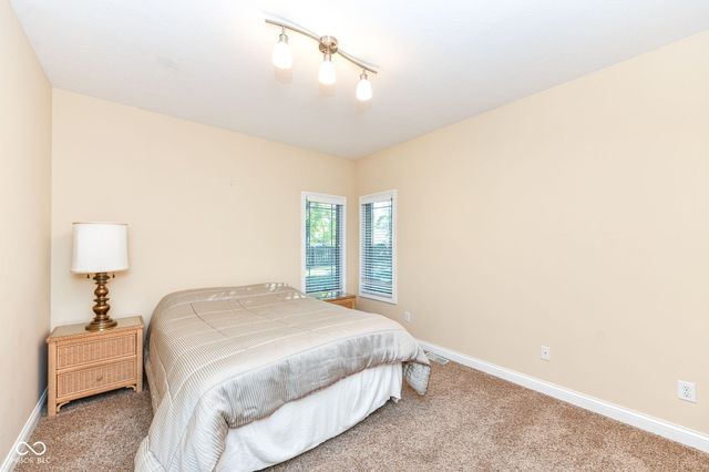 5276 Oakbrook Drive, Plainfield, IN 46168