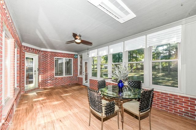 5276 Oakbrook Drive, Plainfield, IN 46168