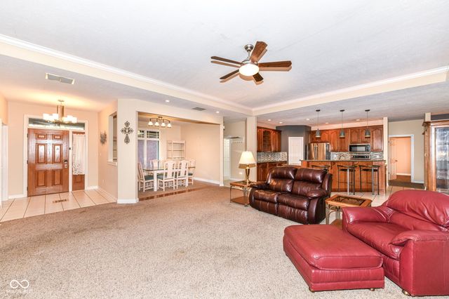 5276 Oakbrook Drive, Plainfield, IN 46168
