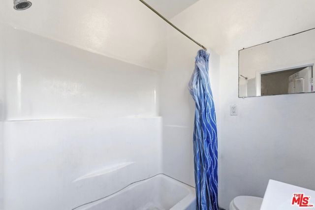 1363 E 49th Street, Los Angeles, CA 90011