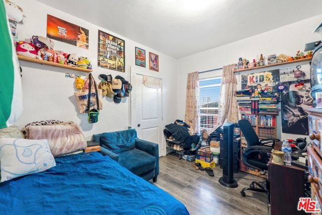 1363 E 49th Street, Los Angeles, CA 90011