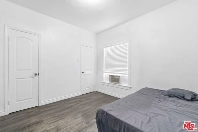 1363 E 49th Street, Los Angeles, CA 90011
