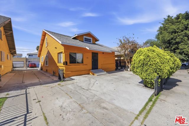 1363 E 49th Street, Los Angeles, CA 90011