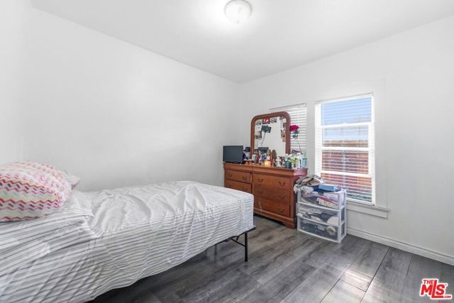 1363 E 49th Street, Los Angeles, CA 90011