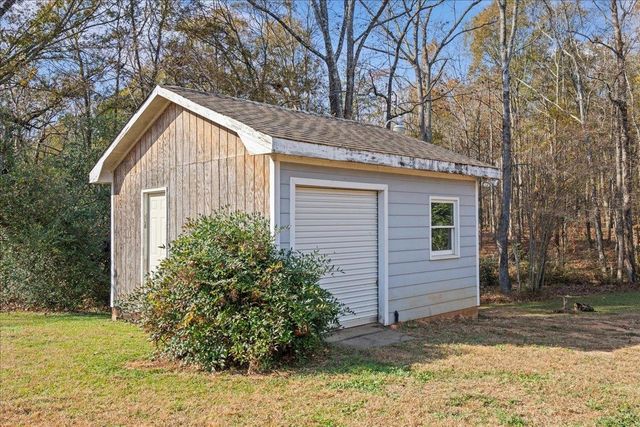 204 Green Ridge Dr, Moore, SC 29369