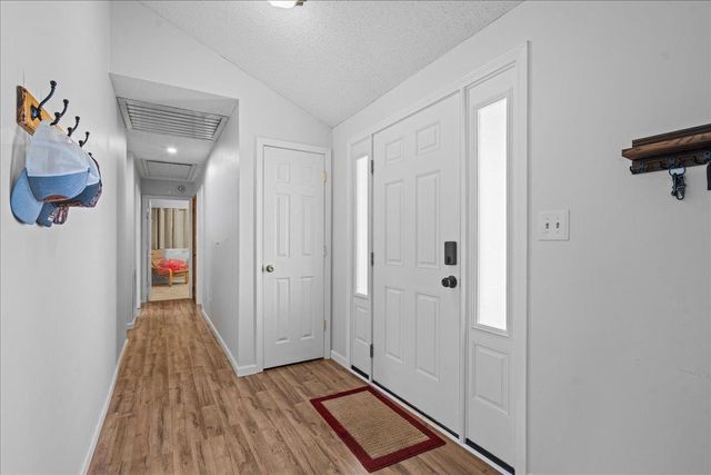 204 Green Ridge Dr, Moore, SC 29369