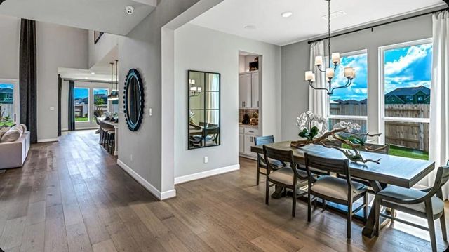 9206 Chapman Valley Drive, Cypress, TX 77433