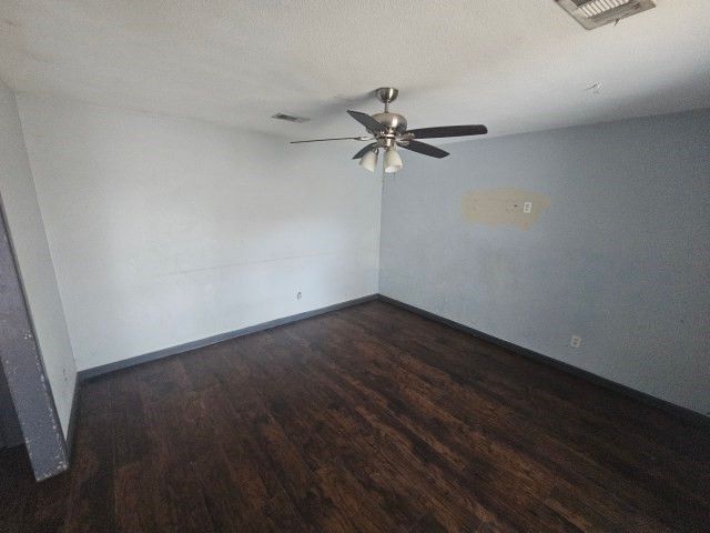 644 W Ligustrum Boulevard, Robstown, TX 78380