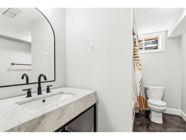 1684 E Dry Creek Pl, Centennial, CO 80122
