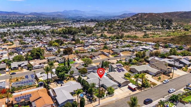 8028 Shantung Dr, Santee, CA 92071