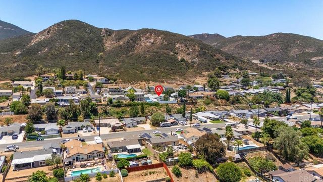 8028 Shantung Dr, Santee, CA 92071