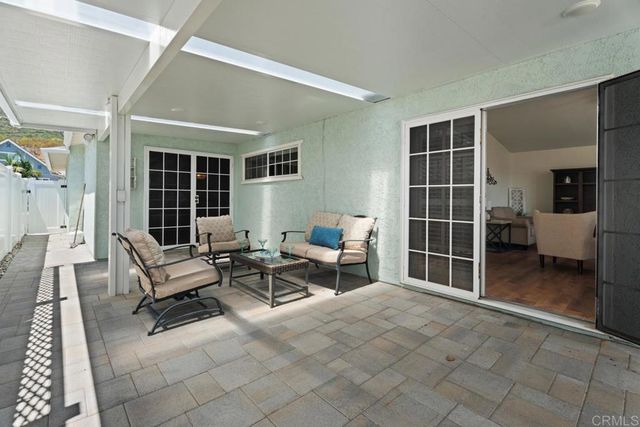 8028 Shantung Dr, Santee, CA 92071