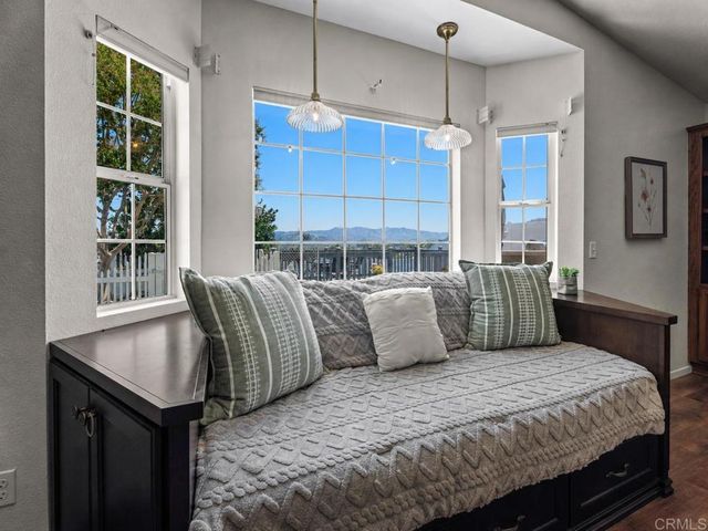 8028 Shantung Dr, Santee, CA 92071