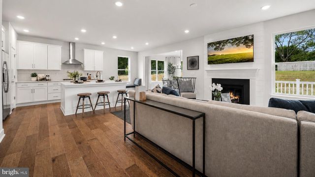84 STEINER WAY, Perkiomenville, PA 18074