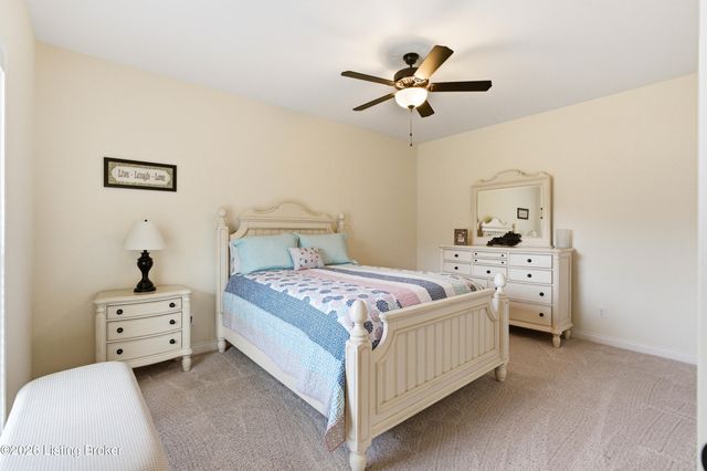 1016 Classic Way, Louisville, KY 40245