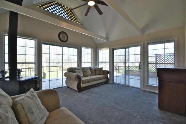 6N264 Weber Drive, St. Charles, IL 60174