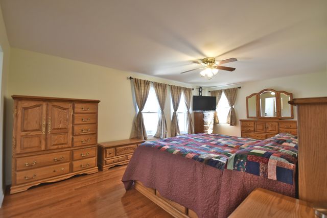 6N264 Weber Drive, St. Charles, IL 60174