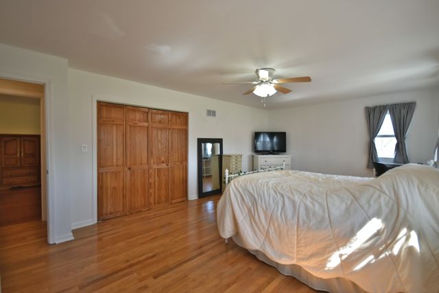 6N264 Weber Drive, St. Charles, IL 60174