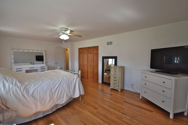6N264 Weber Drive, St. Charles, IL 60174