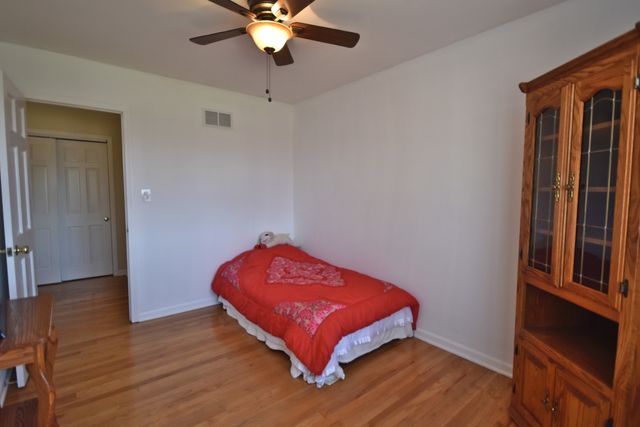 6N264 Weber Drive, St. Charles, IL 60174